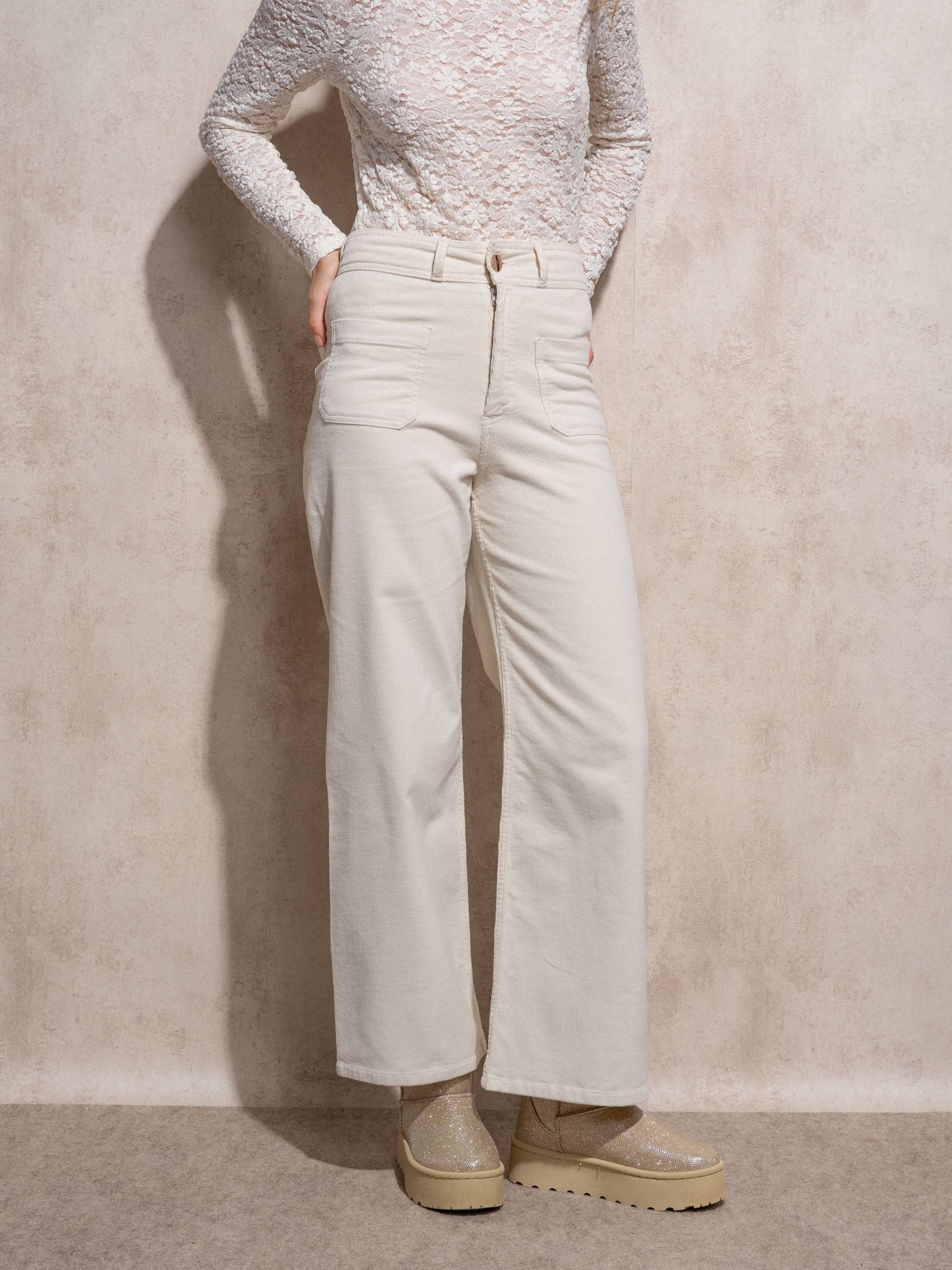 Pantaloni a vita alta in cotone elasticizzato color perla