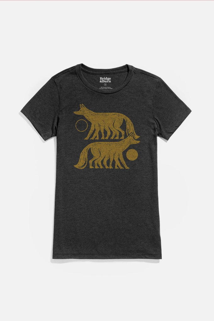 T-shirt da donna Night Watch nera con stampa grafica
