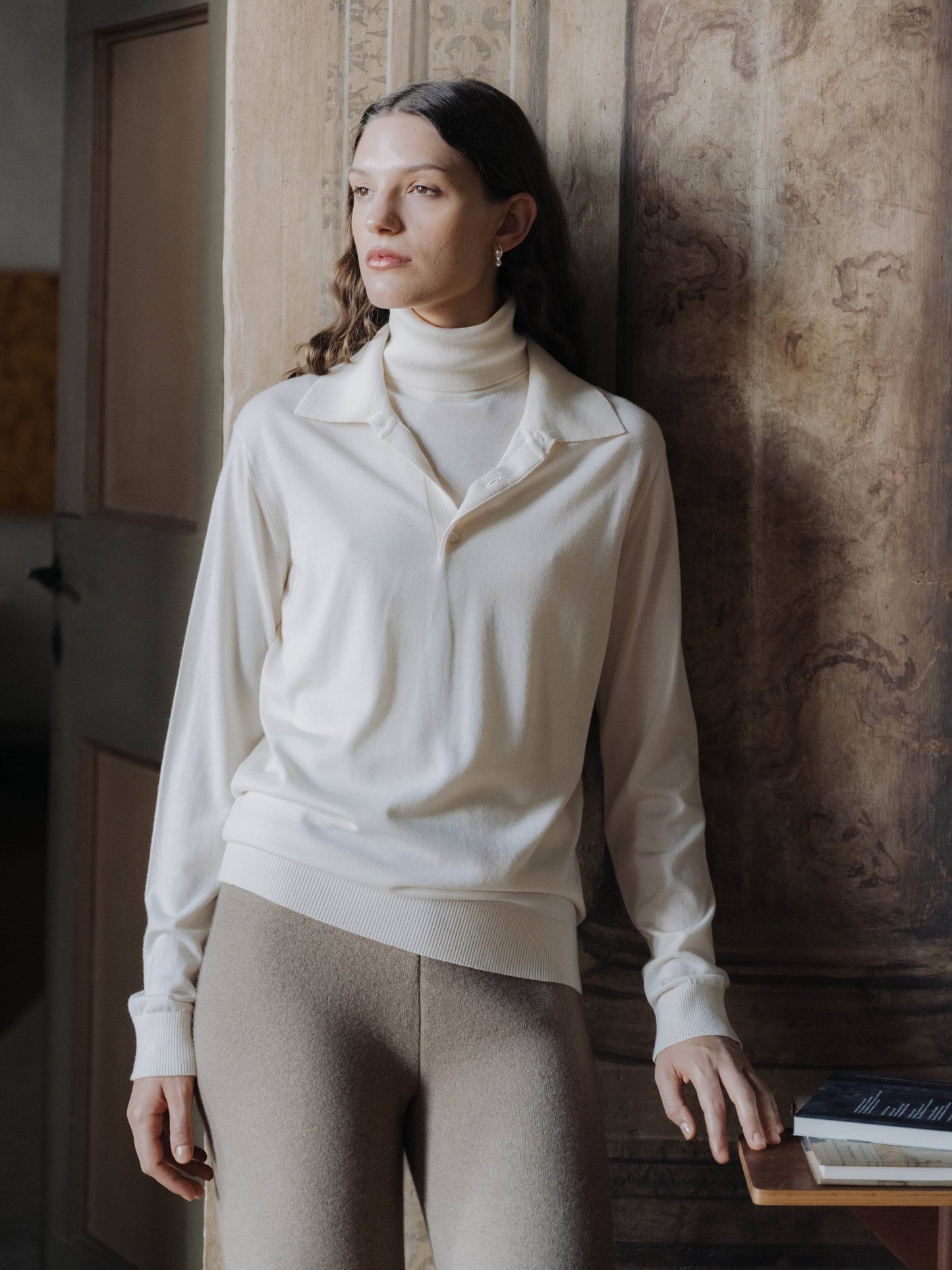 Polo in merino e seta dal taglio fluido