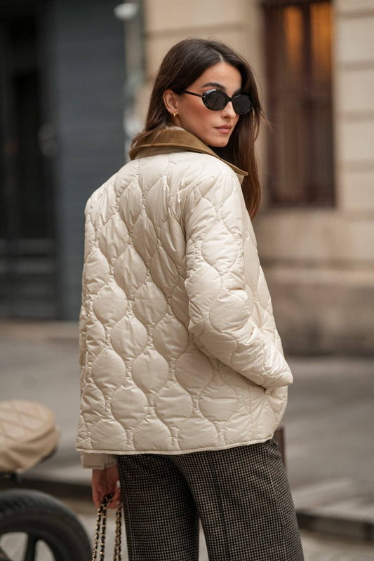 Giacca imbottita corta trapuntata con colletto in velluto a coste