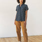 Camicia Bea a maniche corte con fantasia blu notte
