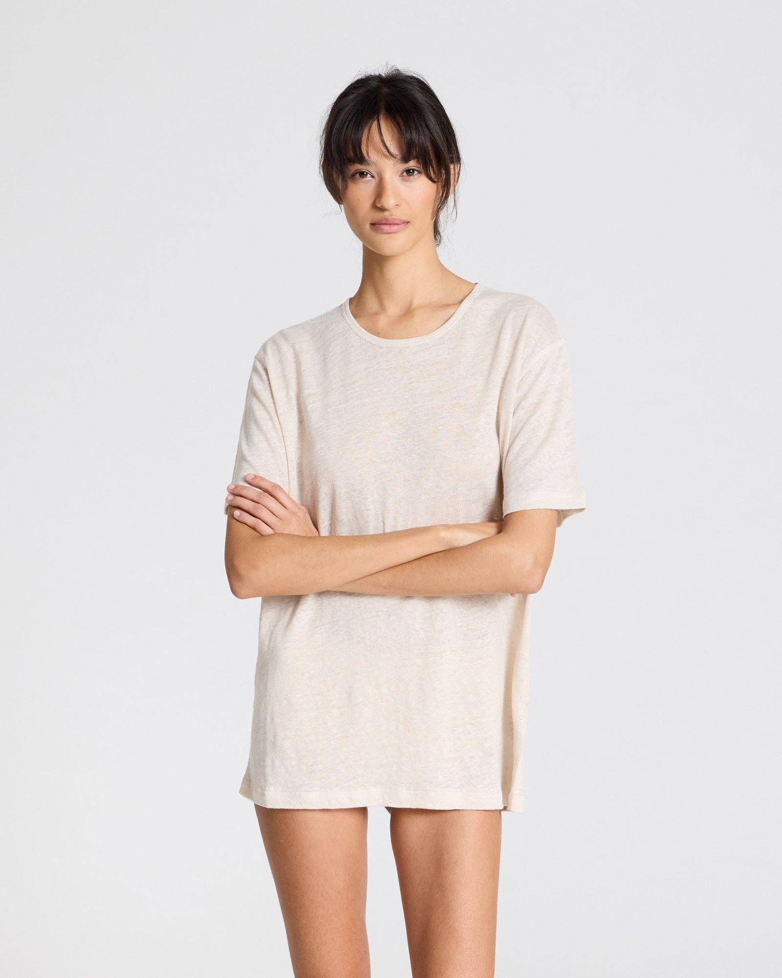 T-shirt in lino a maniche corte girocollo grigio antico