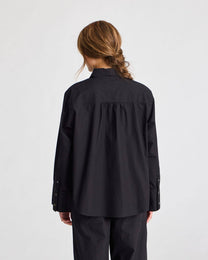 Camicia corta in popeline di cotone biologico nera Flora