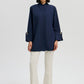 Camicia in popeline blu navy con polsini ampi e bottoni oro