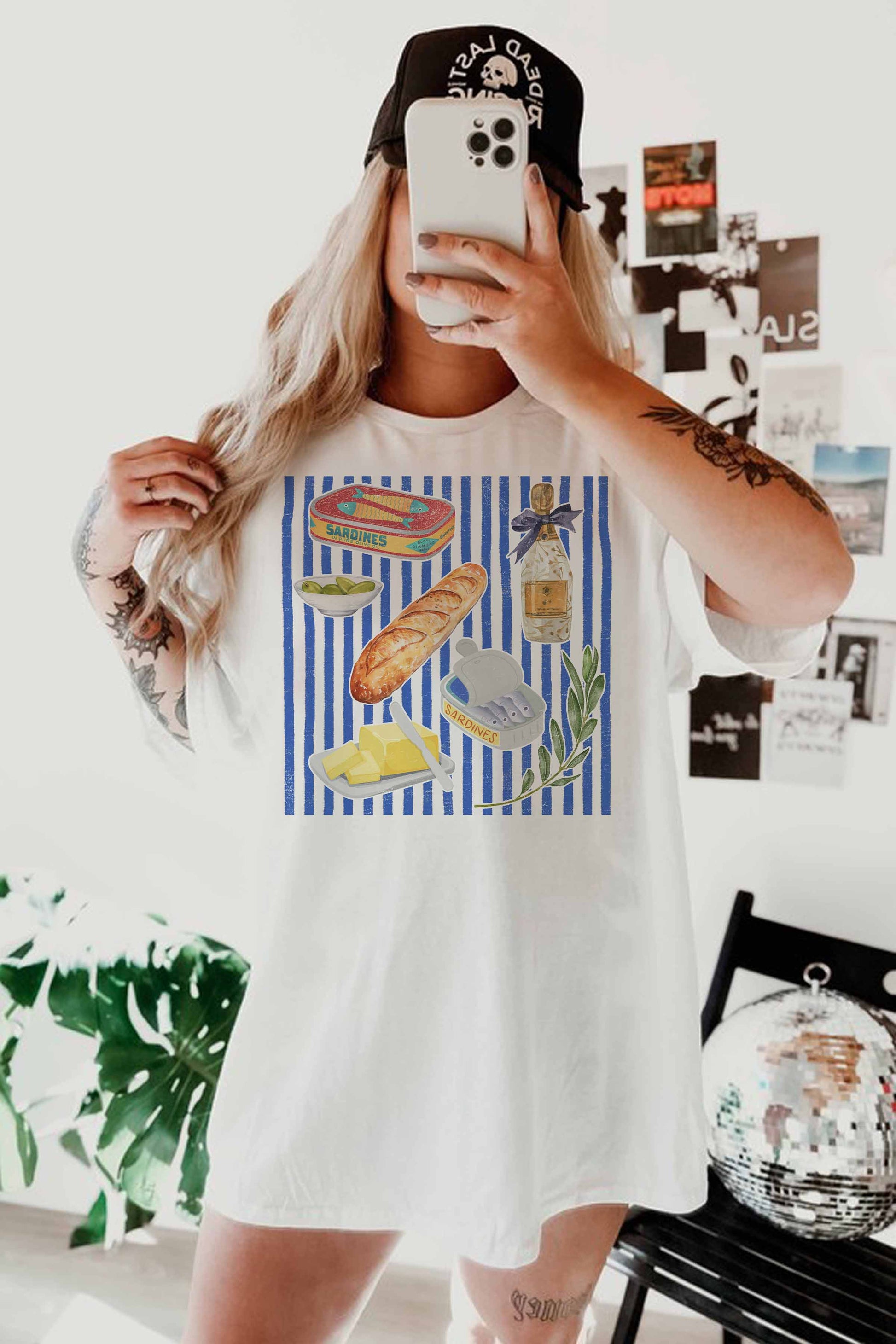 T-shirt oversize con stampa food gallery