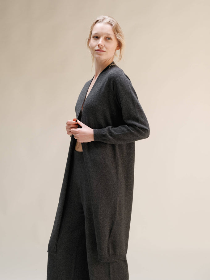 Cardigan lungo superfine in misto cashmere con maglia 3D senza cuciture