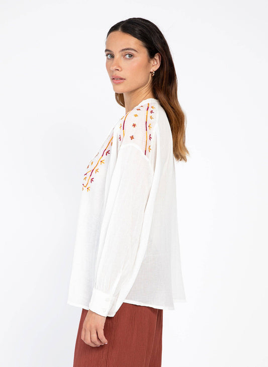Camicia boho ricamata color ecru