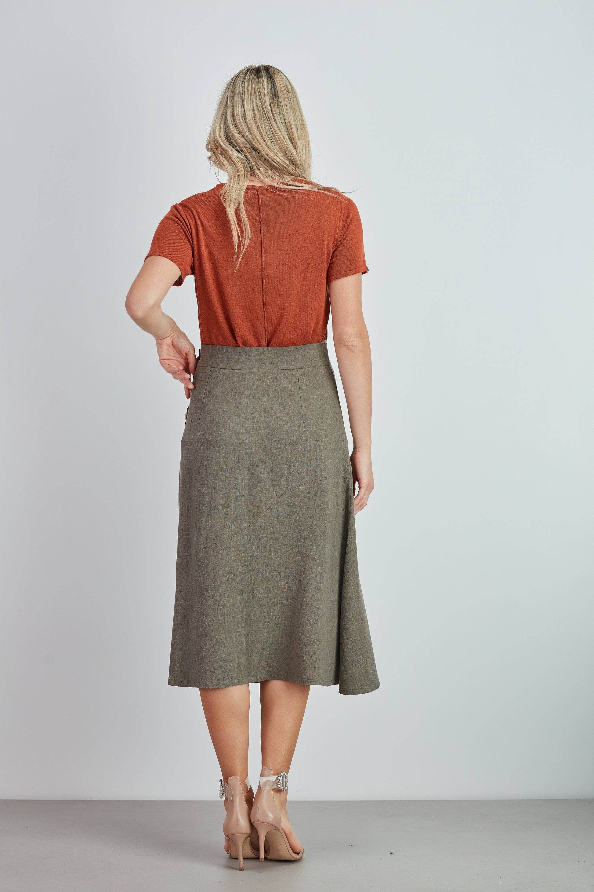 Gonna midi con bottoni laterali in viscosa e lino