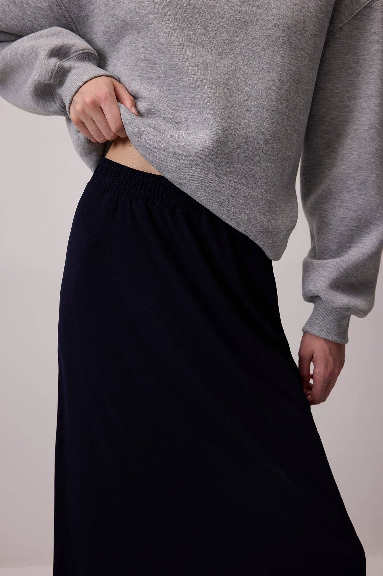 Gonna maxi a vita alta elasticizzata blu navy