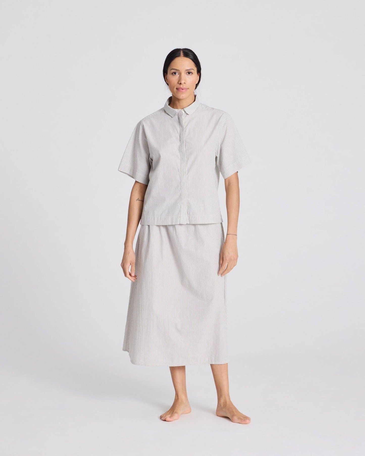 Camicia cropped Elena a righe in cotone biologico con maniche corte
