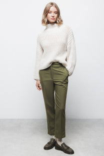 Pantaloni basic sartoriali con tasche oblique