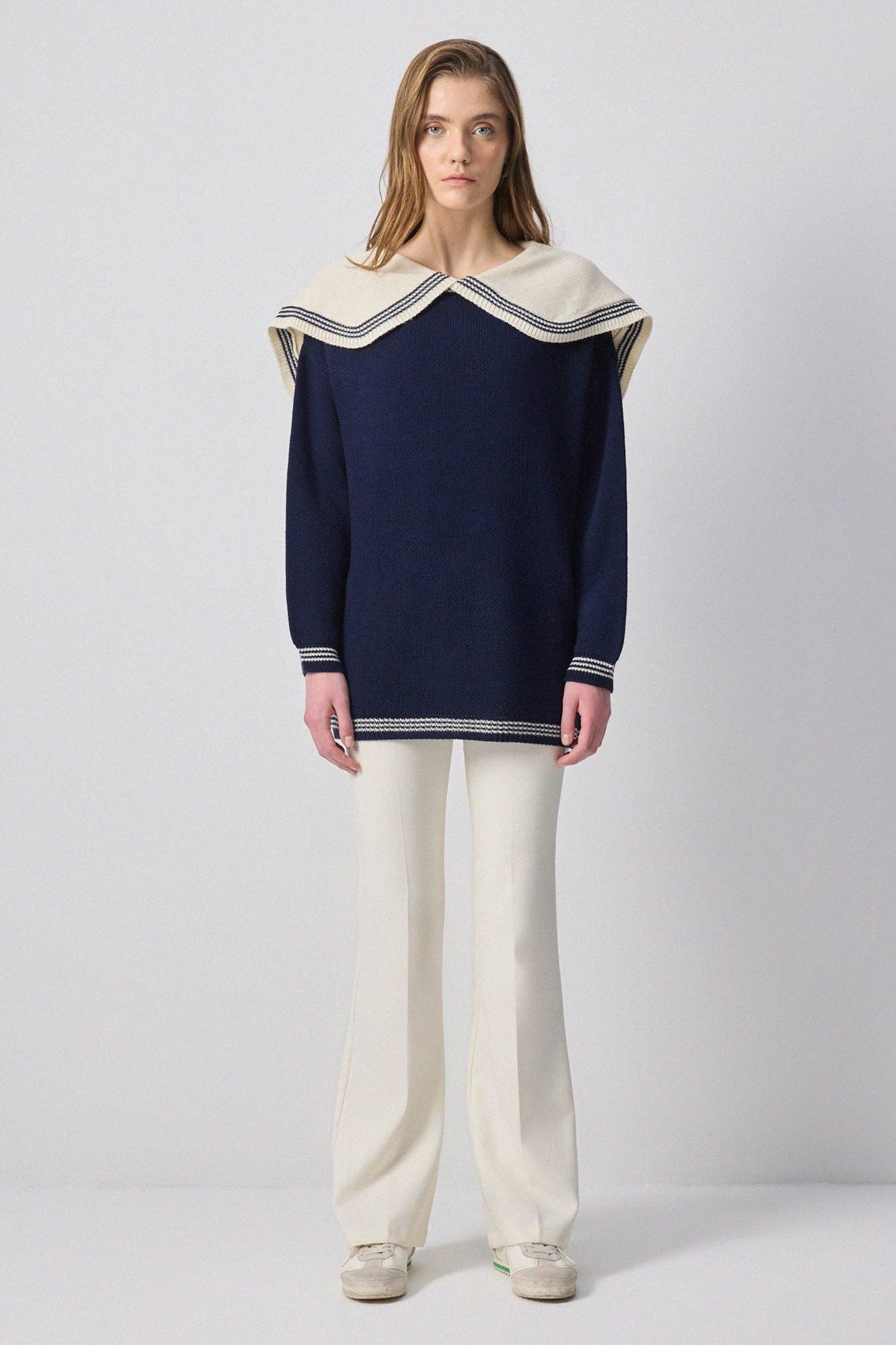 Maglione oversize in maglia con maxi colletto stile sailor