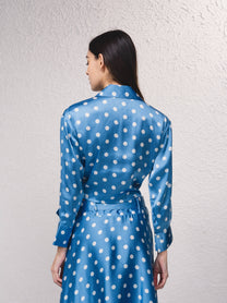 Blusa satinata a pois con fiocco
