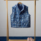 Gilet trapuntato con cappuccio floreale blu