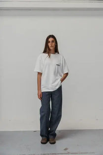 T-shirt cropped bianca oversize in cotone biologico