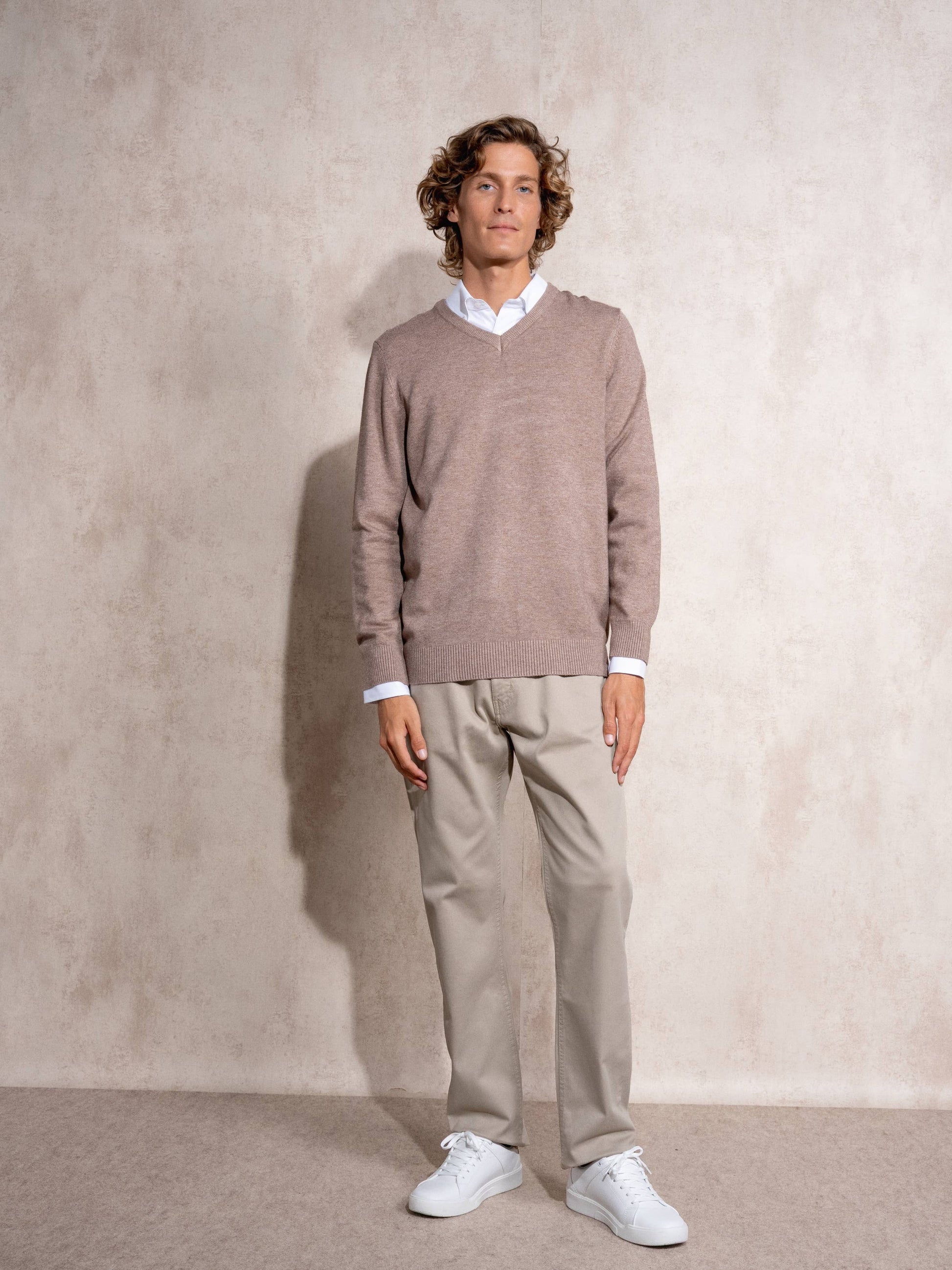 Maglione uomo scollo a V in viscosa mix