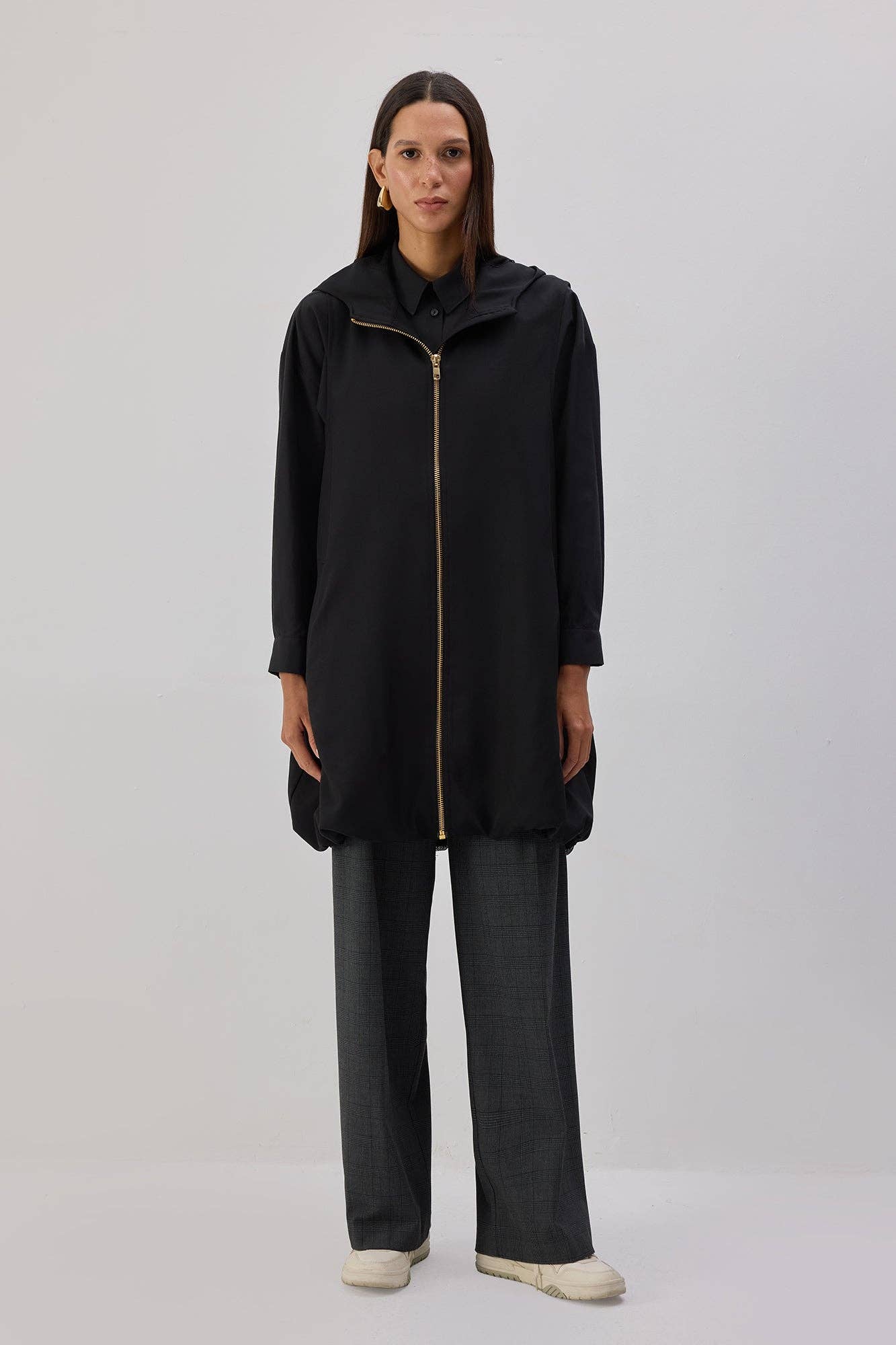 Gilet felpato lungo con zip e cappuccio