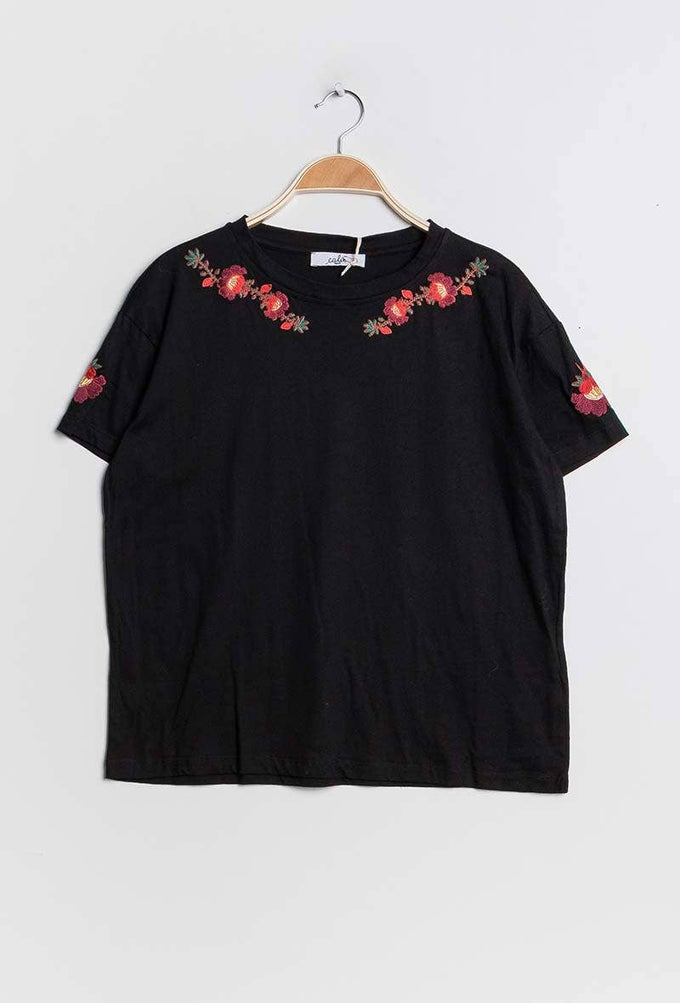 T-shirt Tara in cotone con ricamo floreale