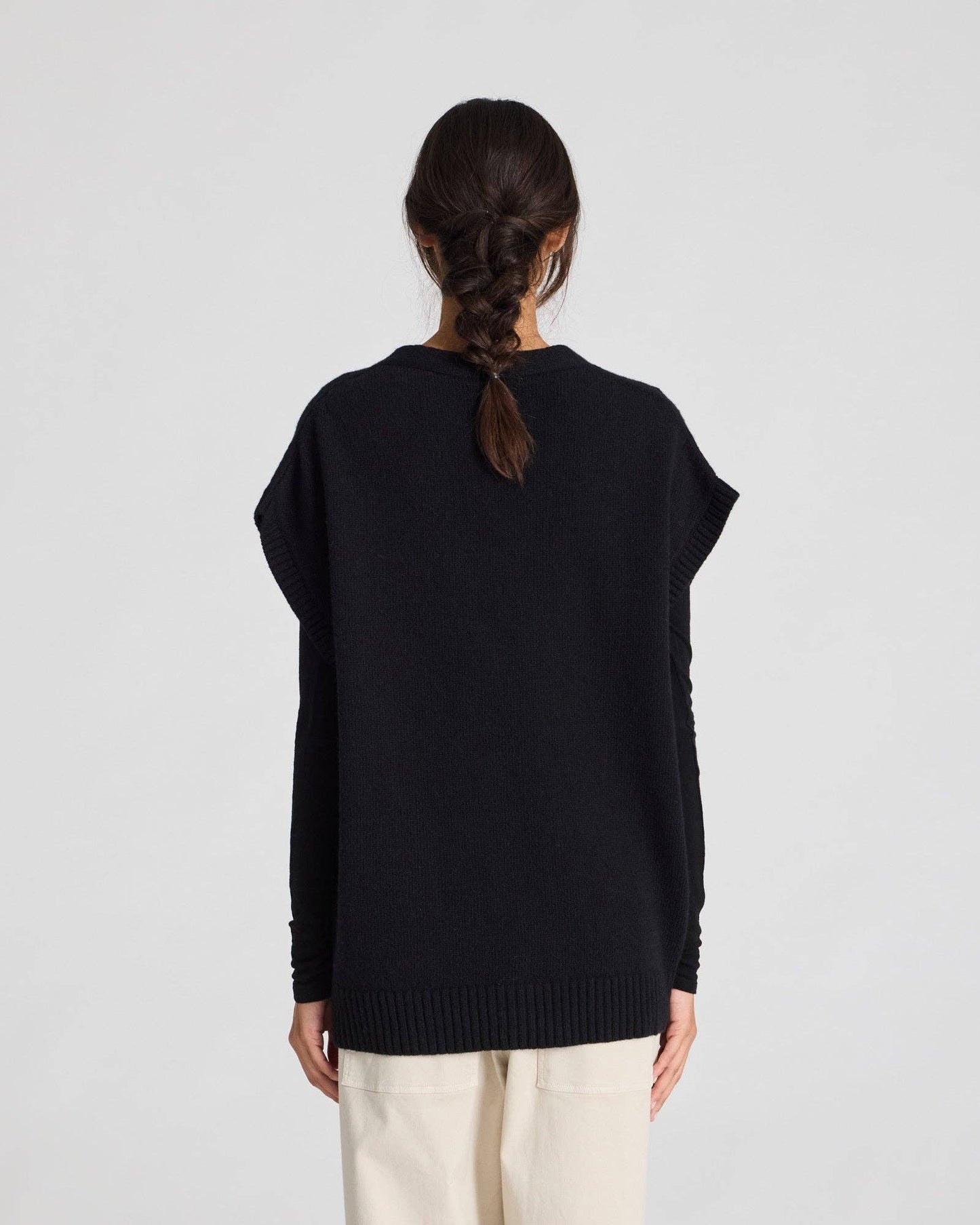 Gilet Thea in lana d’agnello nero