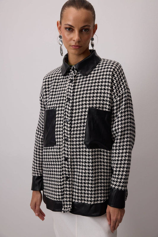 Camicia overshirt pied-de-poule con dettagli effetto pelle