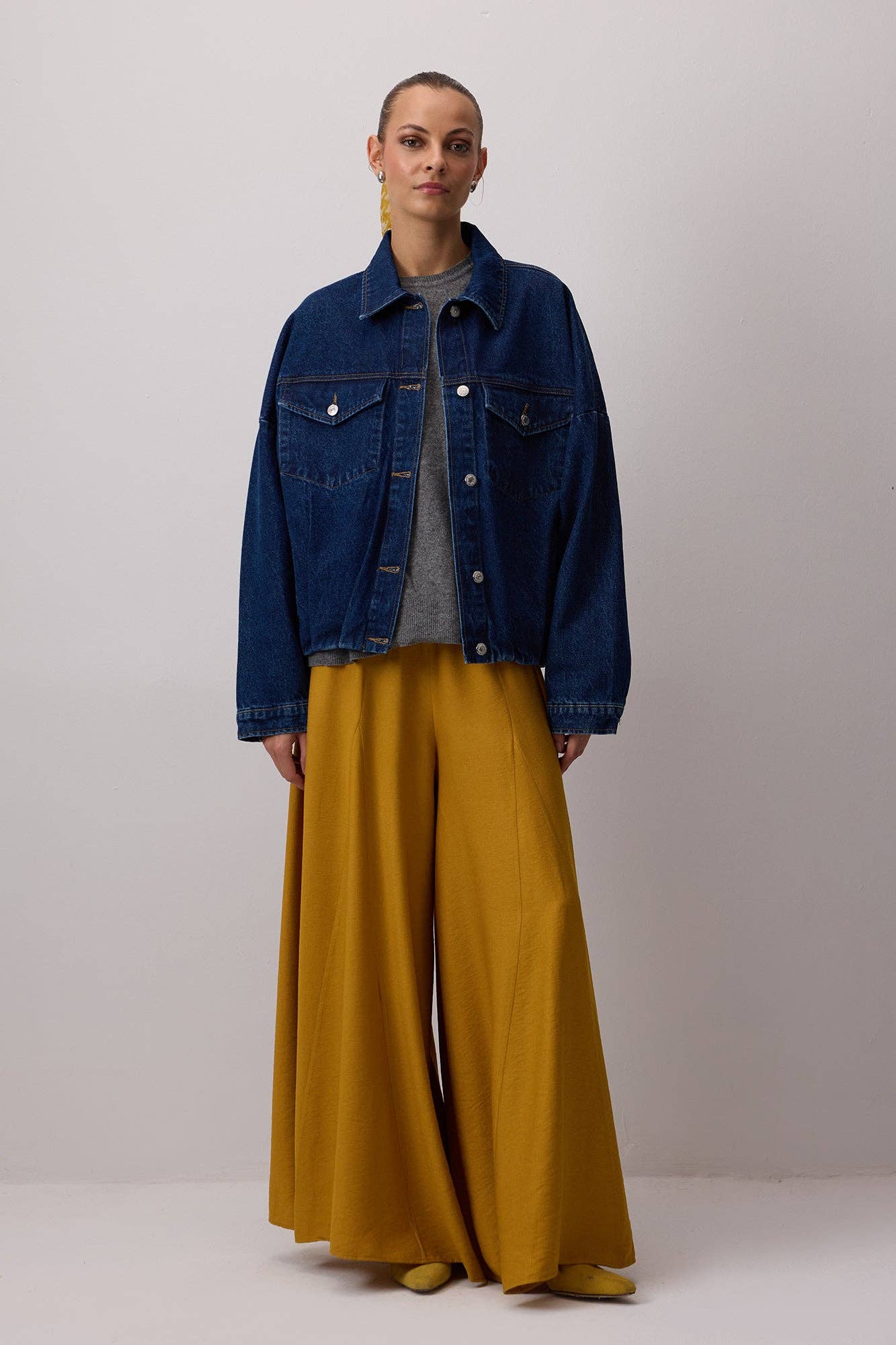 Pantaloni gonna a gamba larga senape con vita elasticizzata