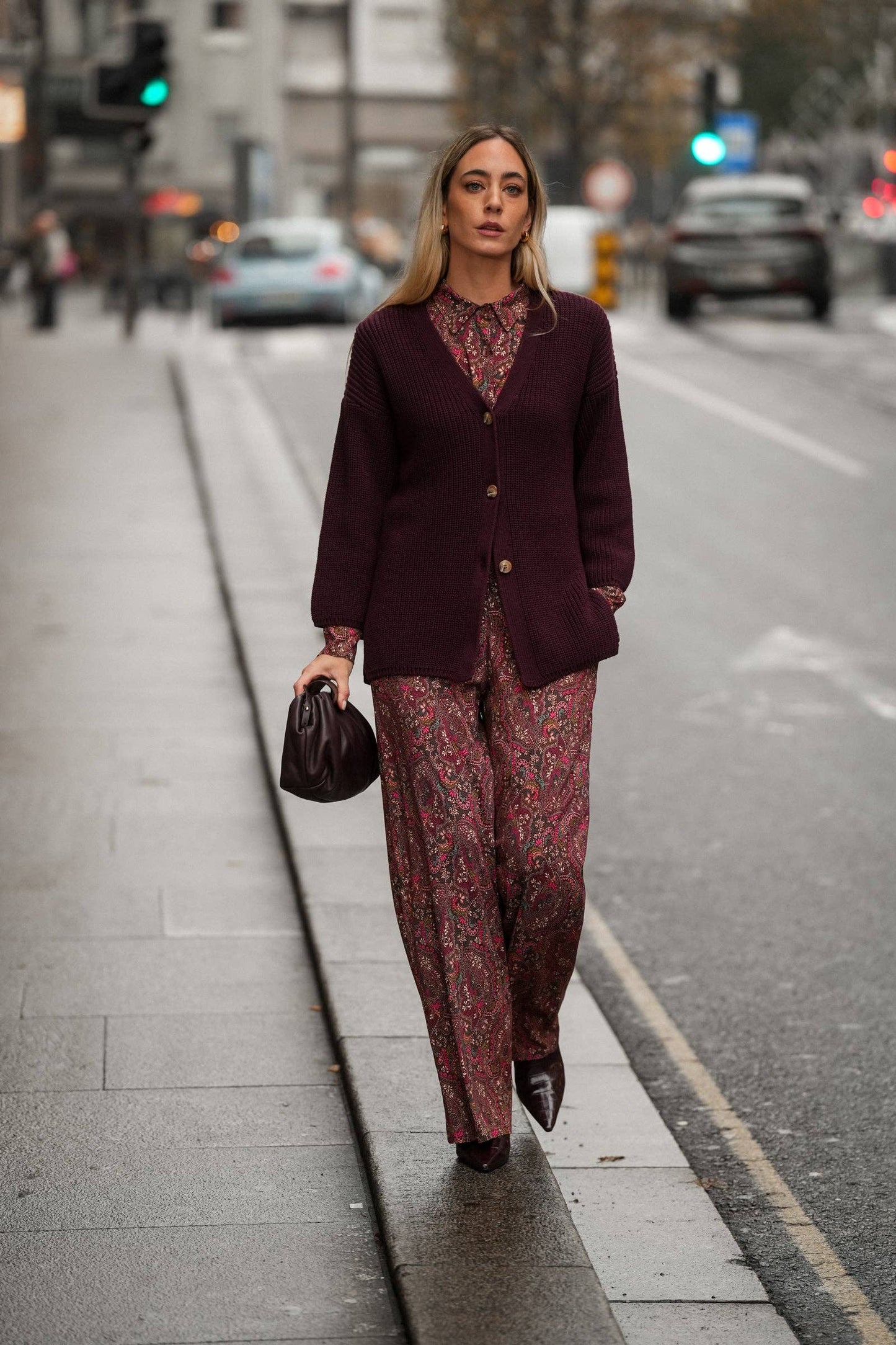 Cardigan in maglia color vino con bottoni