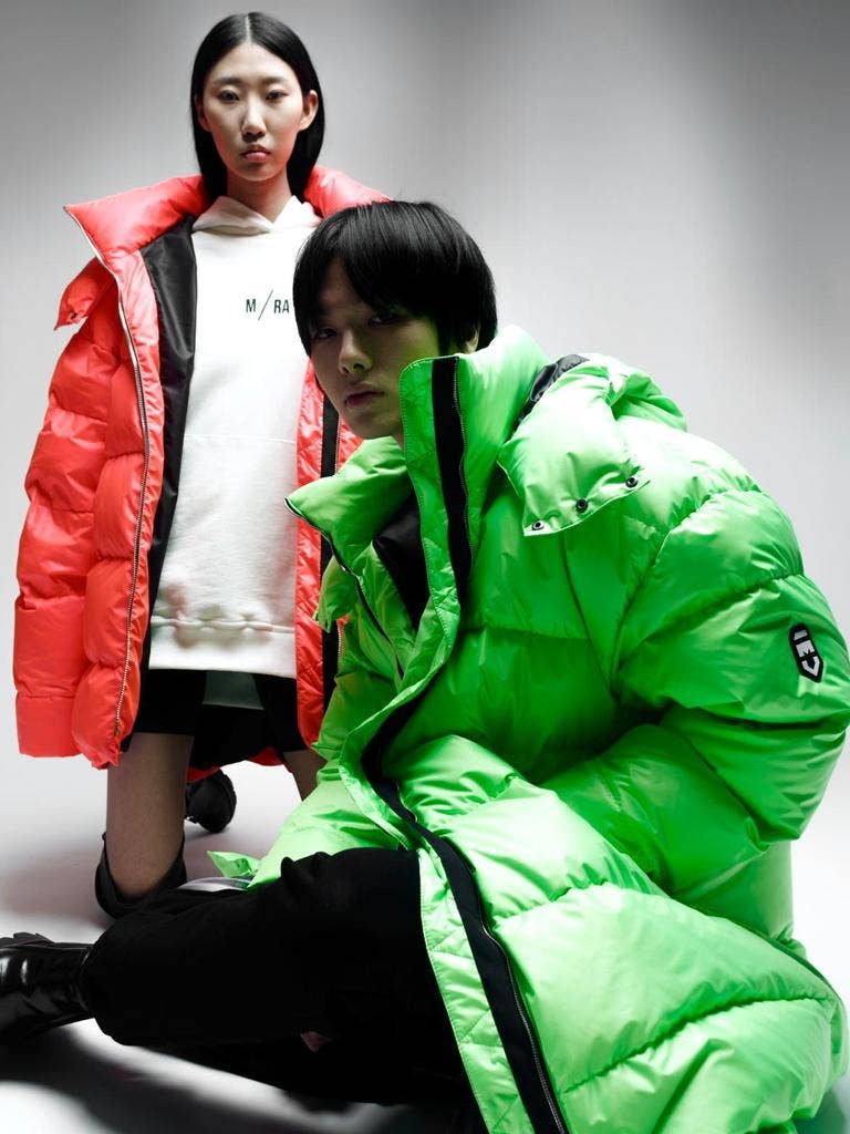 Parka oversize viola con cappuccio staccabile