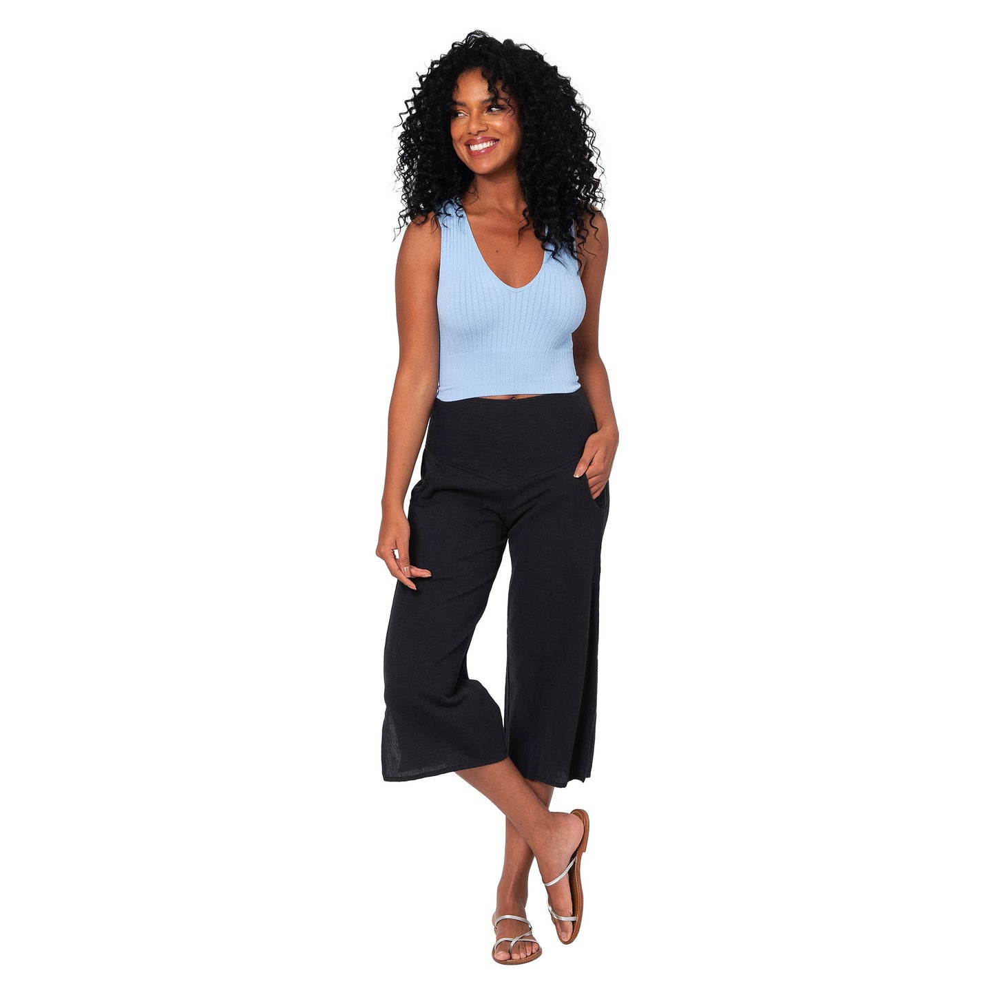 Pantaloni culotte estivi cropped in cotone e lino neri