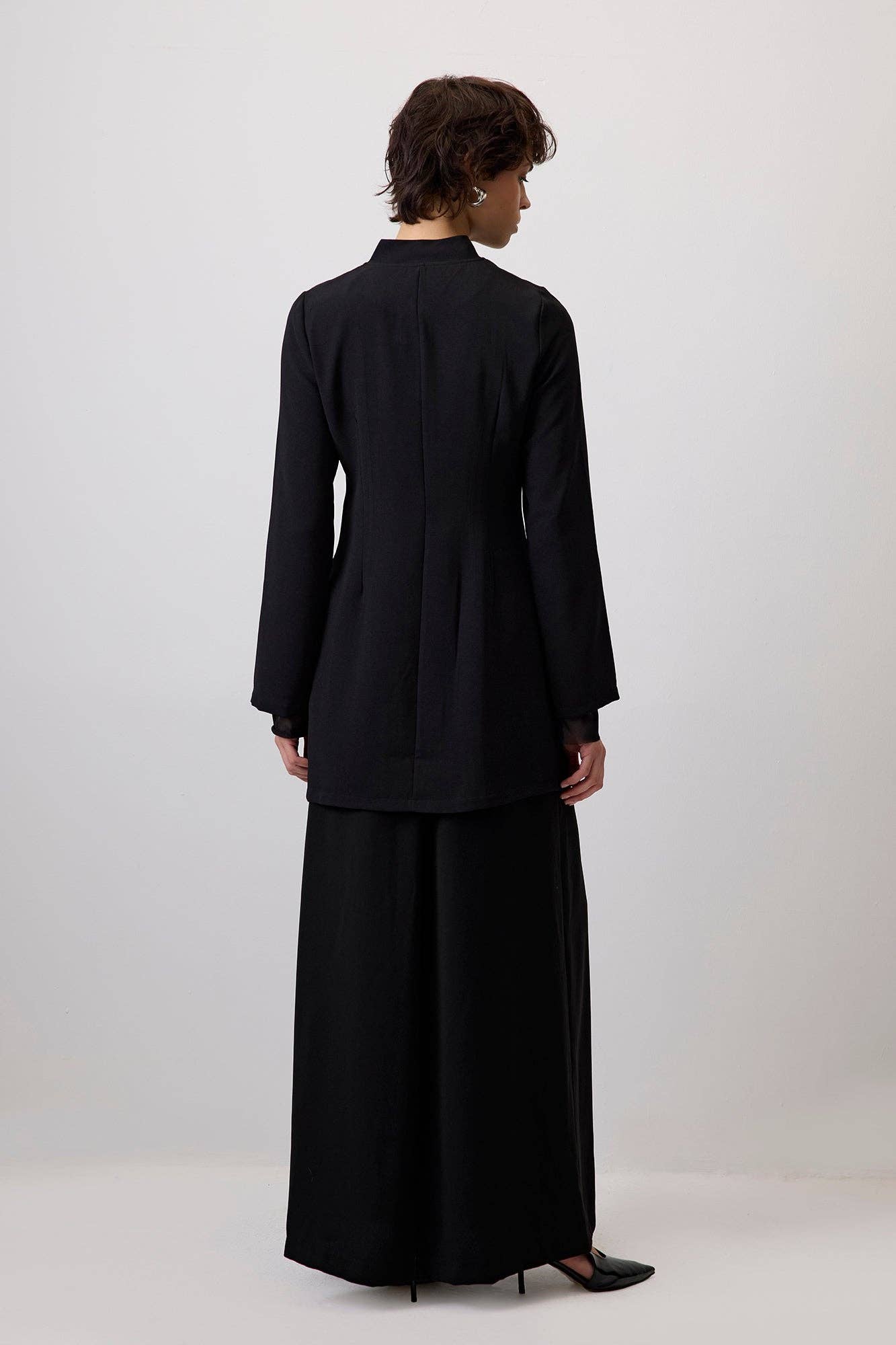 Giacca in crepe con zip da donna