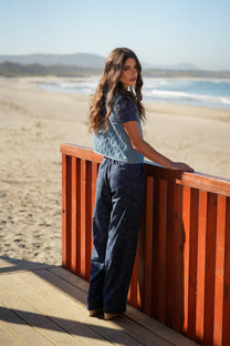 Gilet trapuntato in denim con laccetti