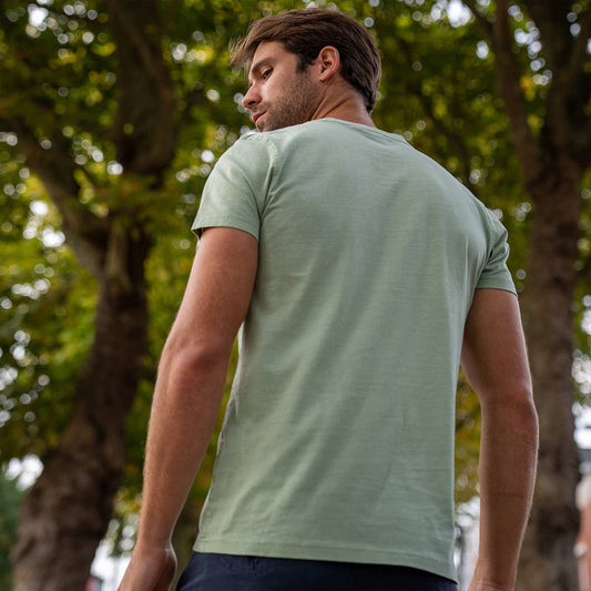 T-shirt in cotone biologico tinta capo verde chiaro