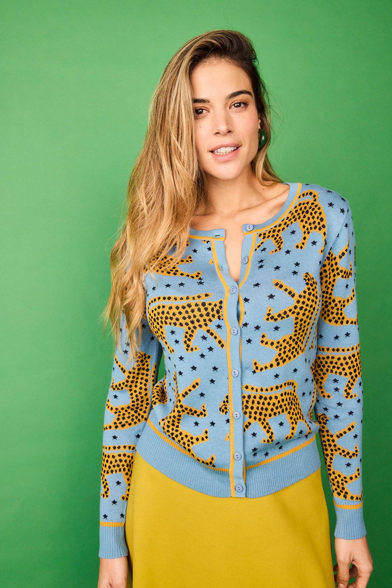 Cardigan blu con stampa leopardata