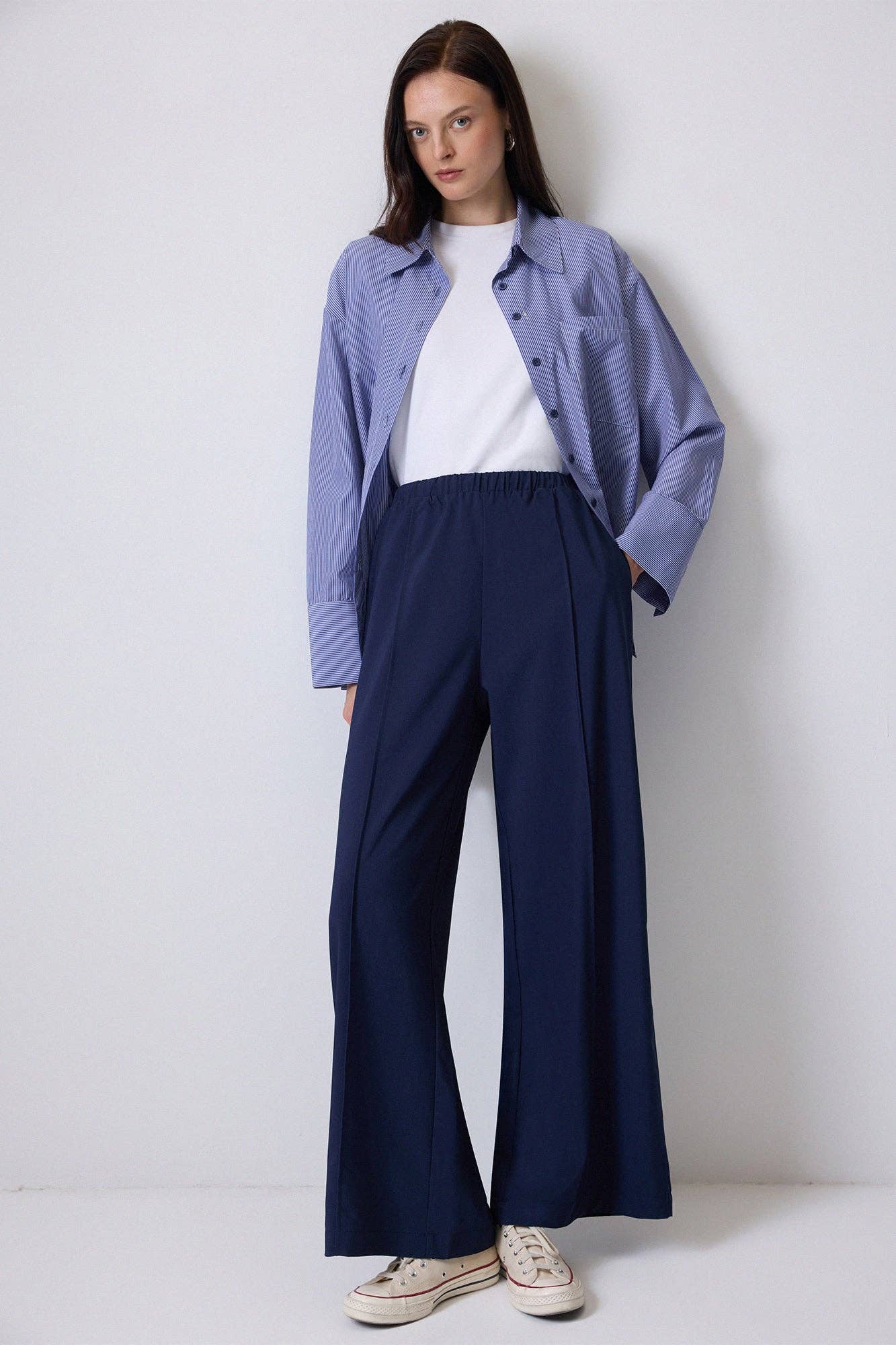 Pantaloni palazzo a coste con vita elastica