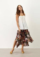 Top bianco in pizzo con spalline sottili
