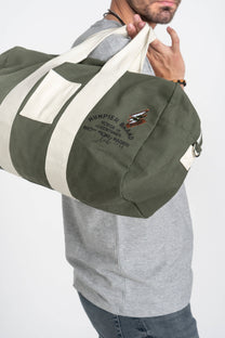Borsa Aviator verde in cotone con patch e tracolla regolabile