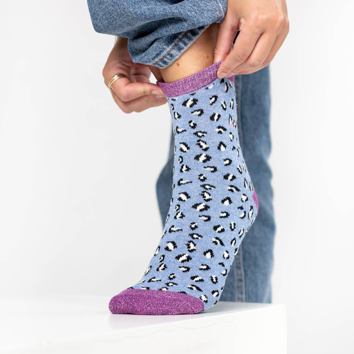 Calzini glitterati leopardati blu