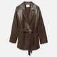 Cappotto in ecopelle con cintura