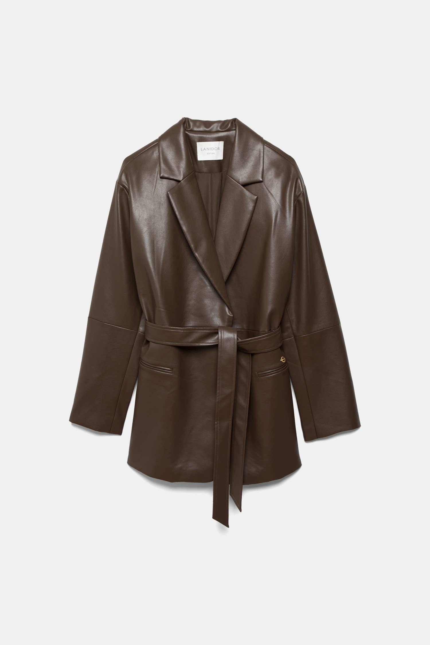 Cappotto in ecopelle con cintura