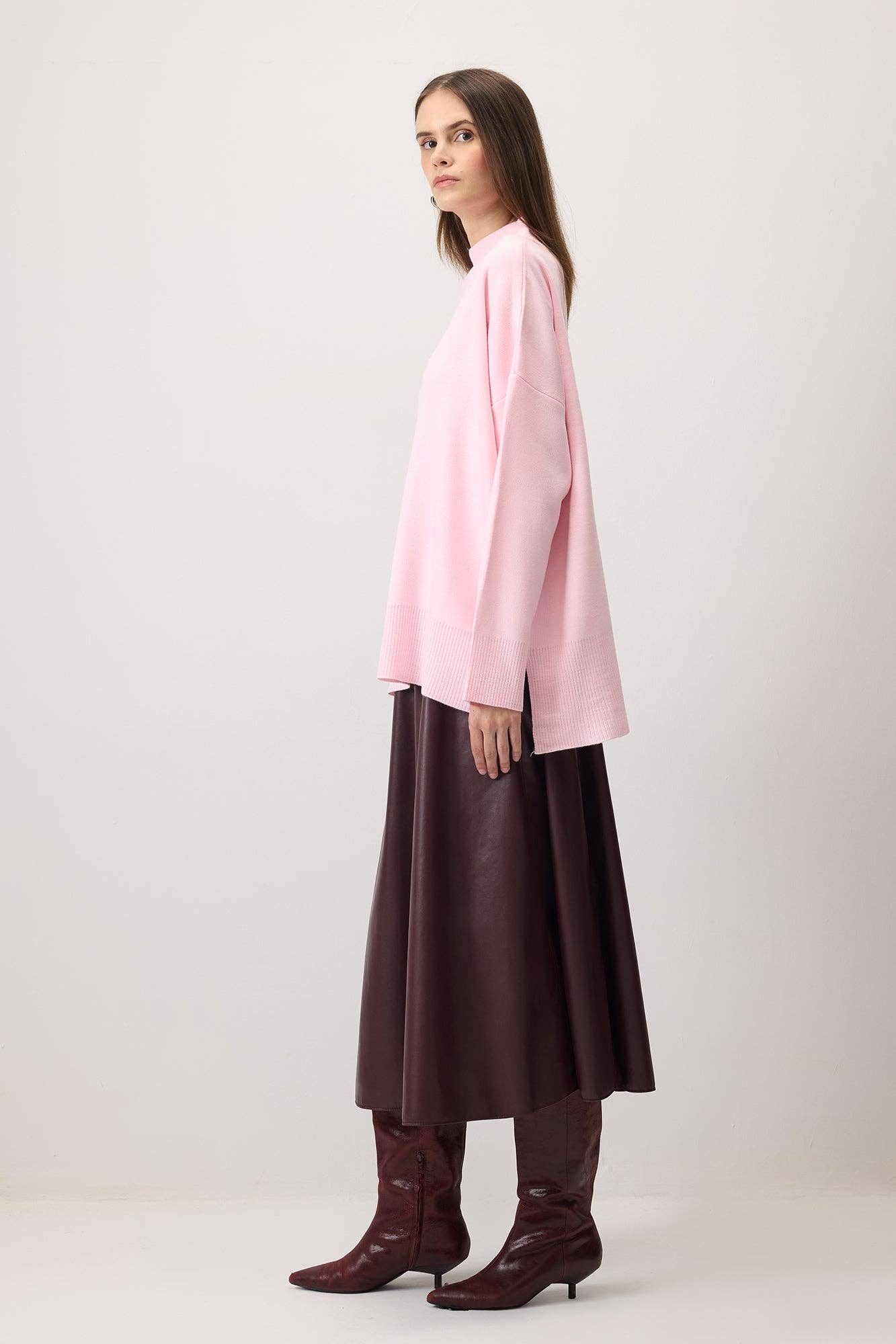 Maglione basic a collo alto in maglia rosa