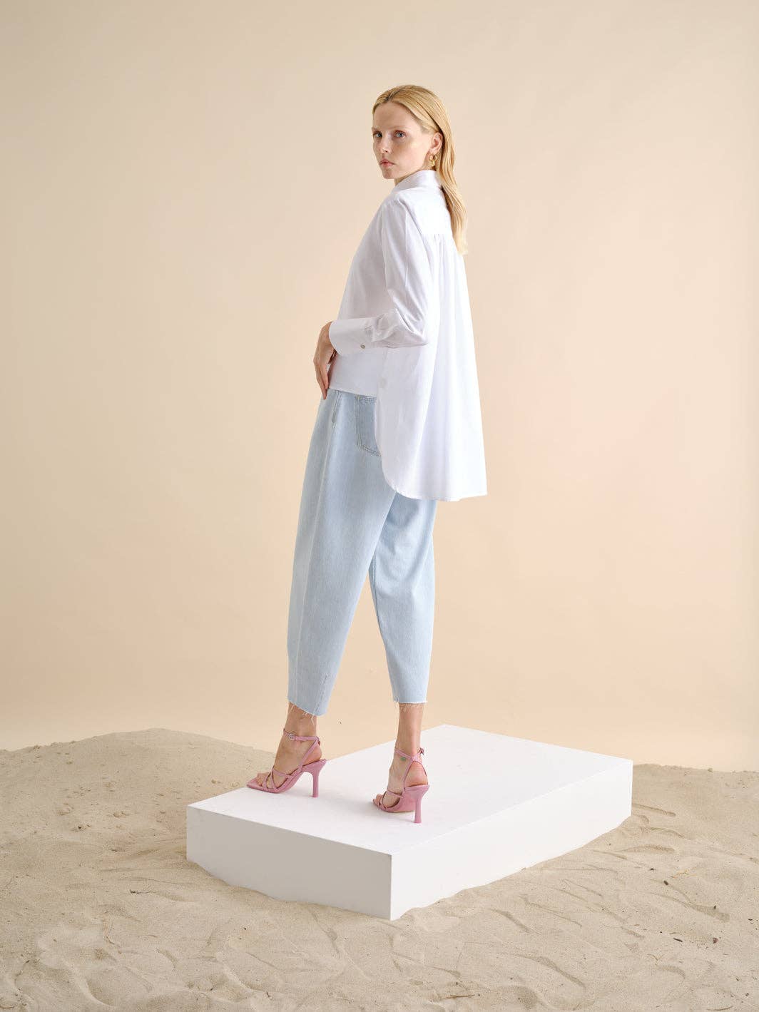 Camicia asimmetrica in cotone bianco