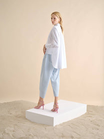 Camicia asimmetrica in cotone bianco