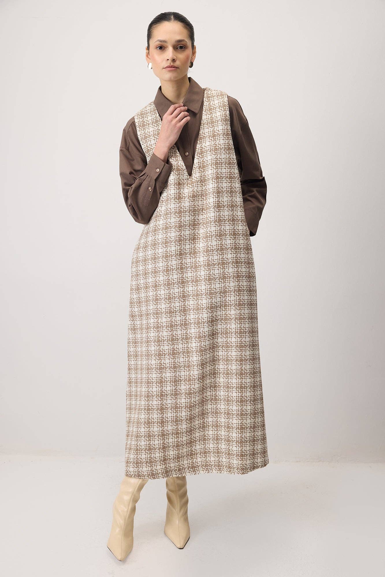 Abito lungo in tweed senza maniche