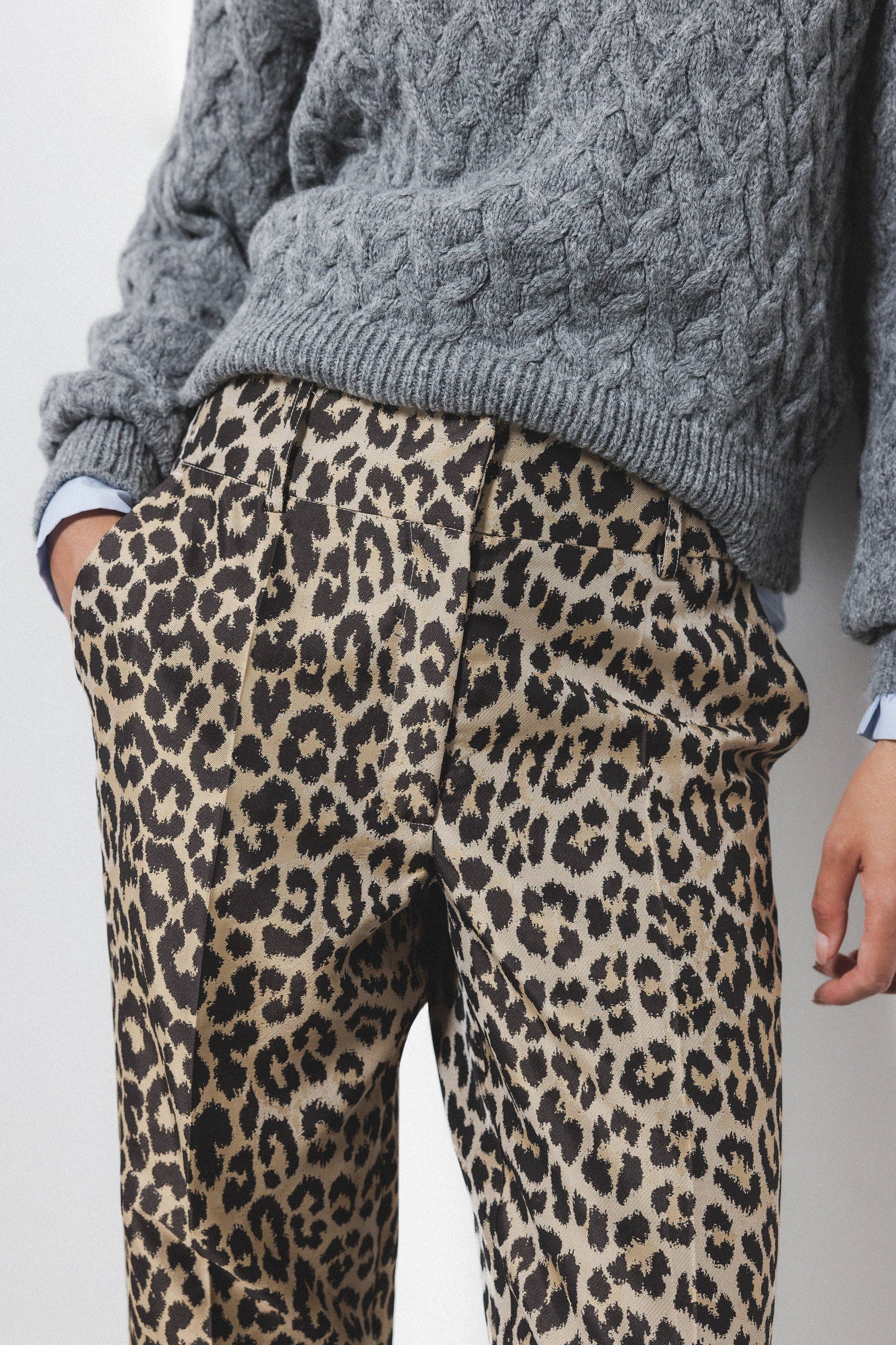 Pantaloni a sigaretta animalier