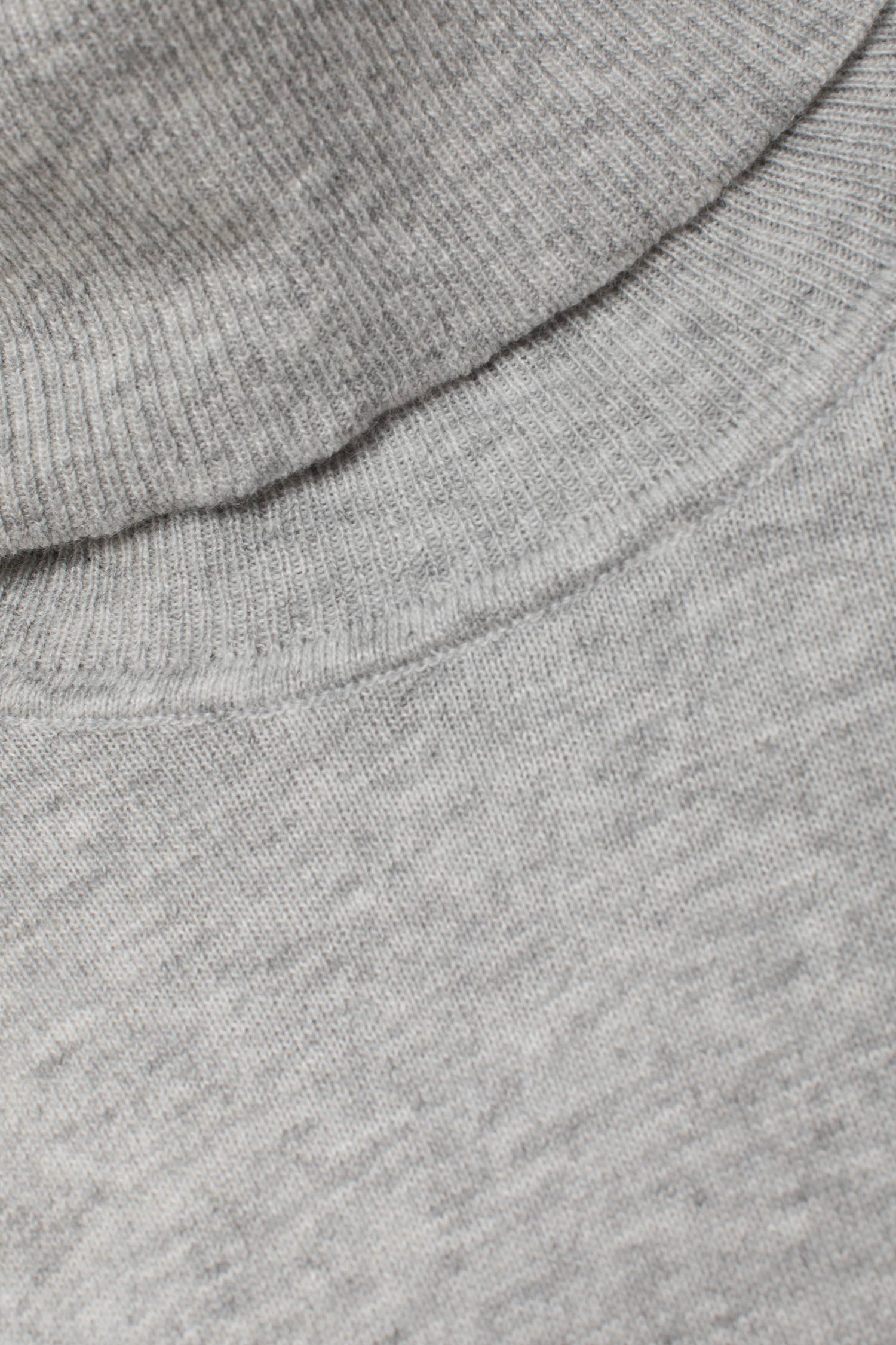 Maglione dolcevita in maglia
