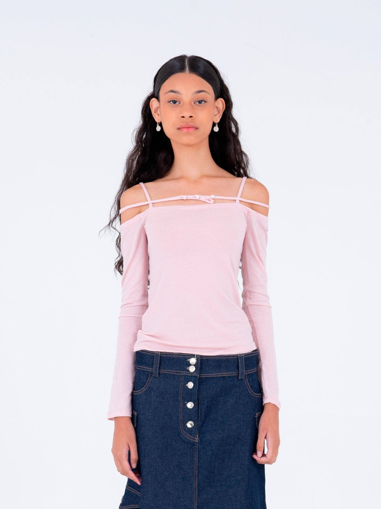 Top Metropolis con scollo off-shoulder e maniche lunghe