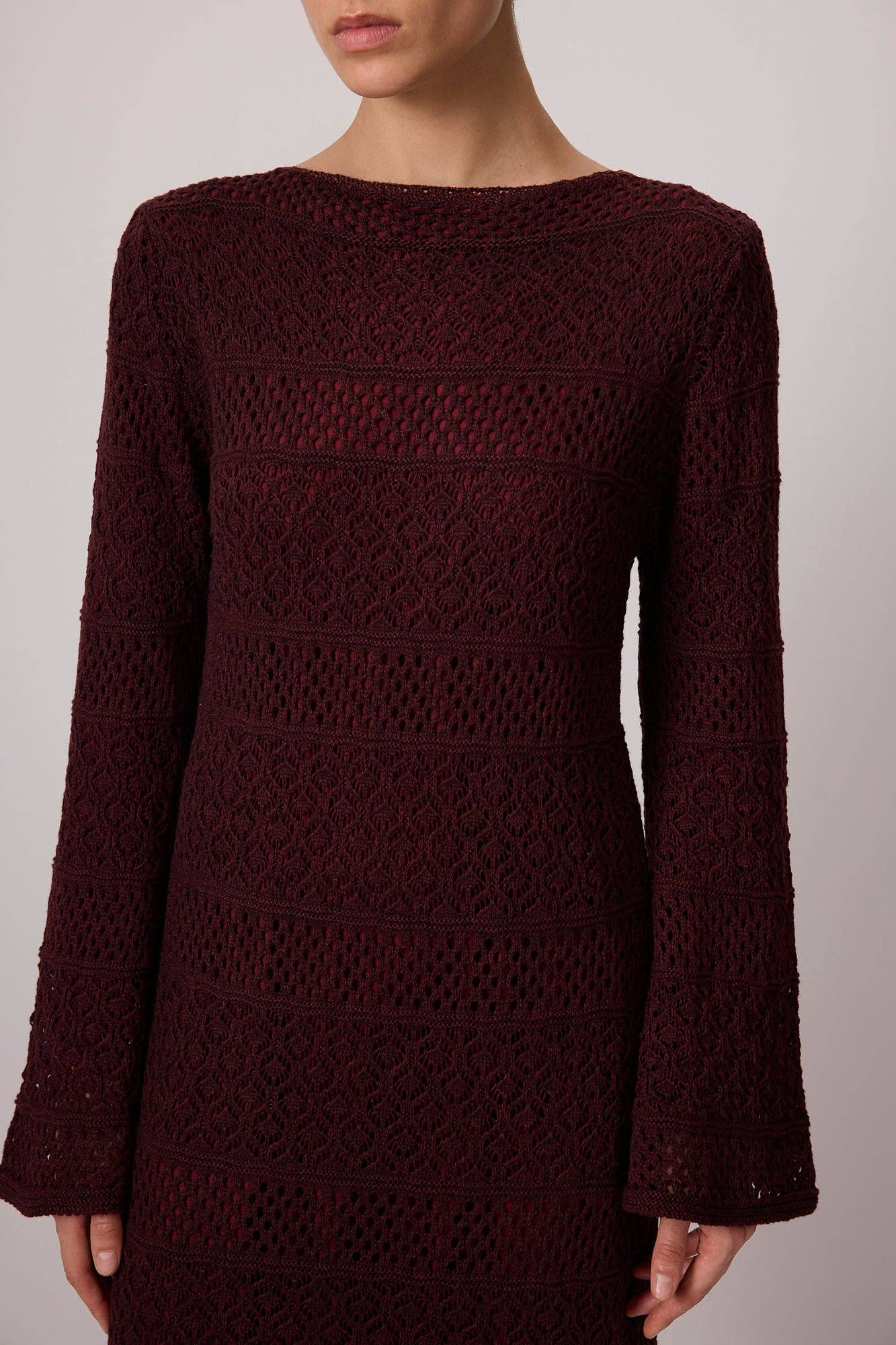 Abito lungo in maglia crochet bordeaux