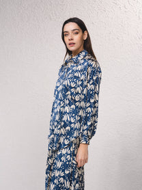 Blusa fluida in raso stampato