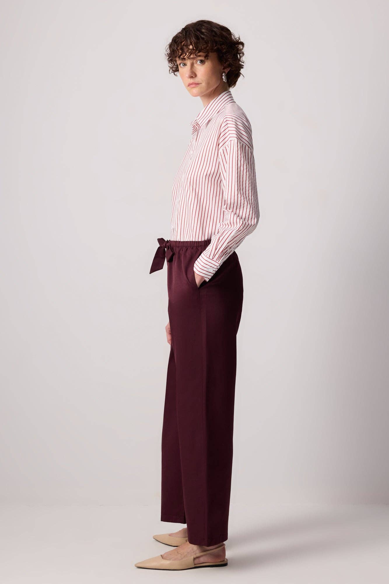 Pantaloni palazzo a gamba larga con vita elasticizzata