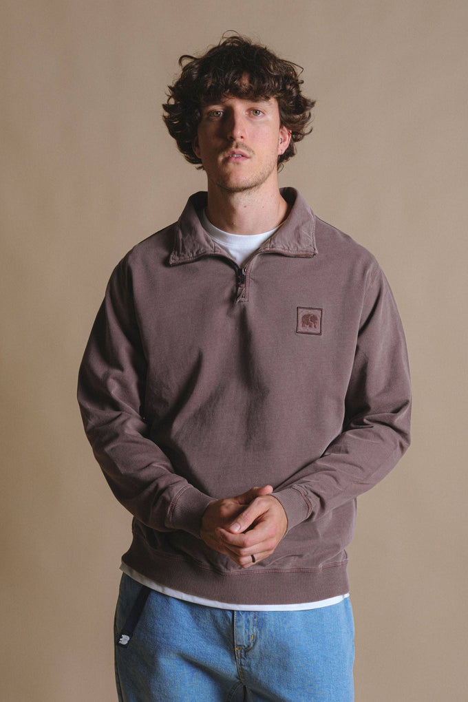Maglione uomo con zip a un quarto color castagna tinto a pigmenti