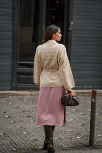 Cardigan beige con cintura